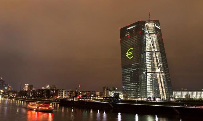 ECB'nin Ekonomide Resesyon